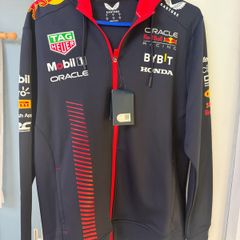RedBull F1 Castore branding jacket hooded (NEW)