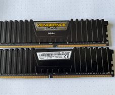 Corsair Vengeance LPX 32GB DDR4 RAM  3200MHz