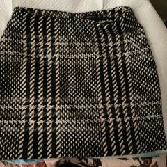 . Karen Millen
