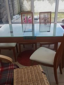 table and chairs
