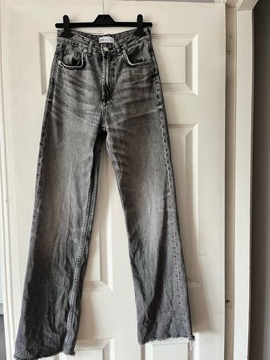 zara straight grey jeans, perfect condition 34 size