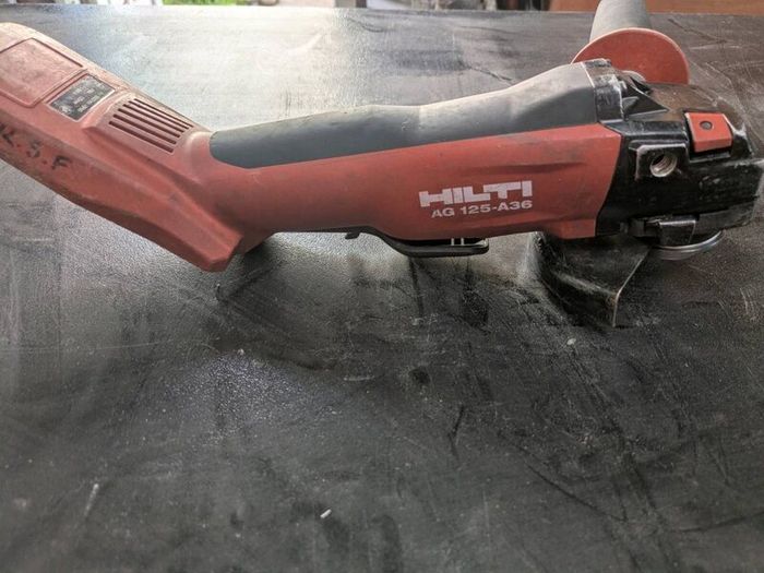 Hilti grinder