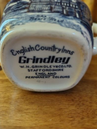 English Country Inn collection by Grindley.