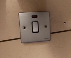Single light switch