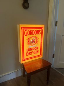 Vintage Gordon's London Dry Gin Illuminated Sign