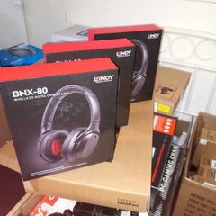 Lindy BNX-80 Wireless Hybrid Noise Cancelling Headphone