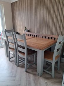 kitchen table and chairs