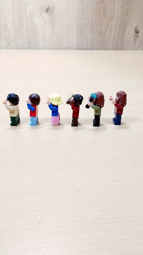 LEGO Stranger things minifigures bundle