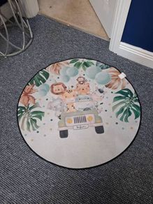 Round rug