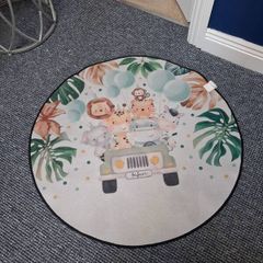 Round rug