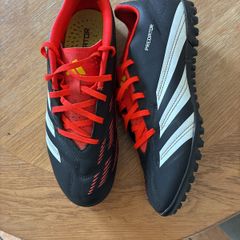 Astro turf boots