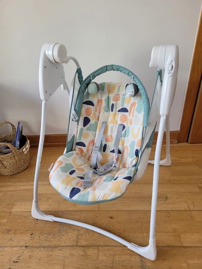 Baby swing