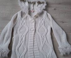 Girls cardigan size 5-6 years