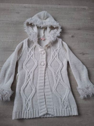 Girls cardigan size 5-6 years