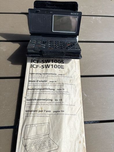 Sony ICF-SW100E radio