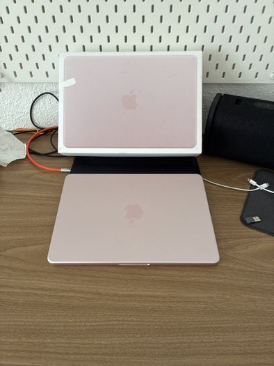 MacBook Neo 500g