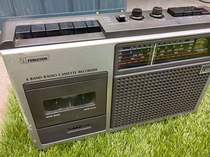 Ferguson 4 band radio