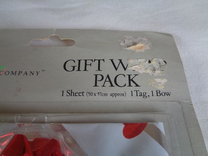 Valentine Gift Wrap Set for Sale
