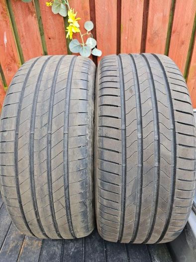 Tyres 225/40/19