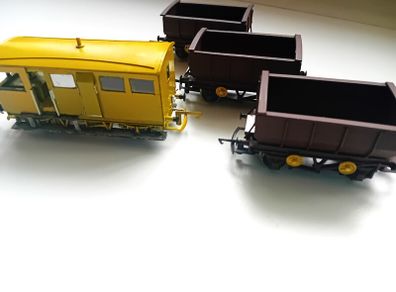 Model  Railway Irish  Ballast Wagon  Set
