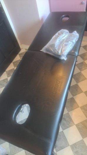 QUIRUMED portable physio / massage treatment table.