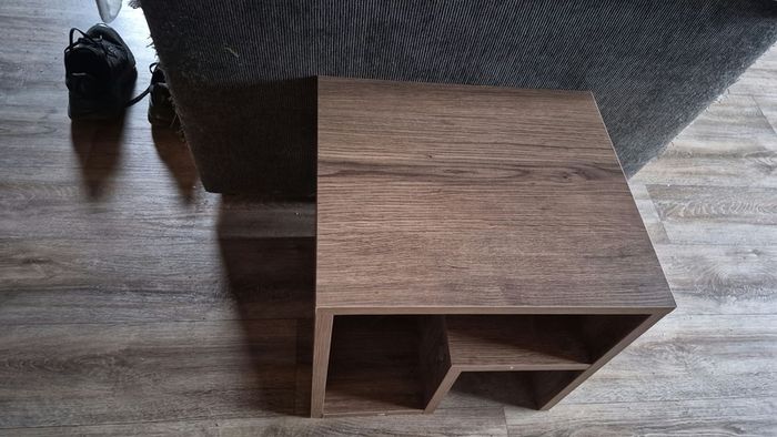 End table