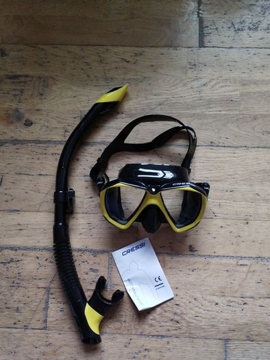 Snorkeling set