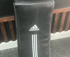 adidas Curved Martial Arts Karate Taekwondo Muay Thai Kickboxing Kick Shield