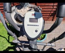 Cross trainer / Strider