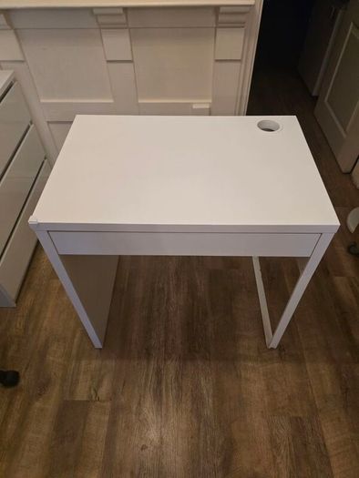White Desk