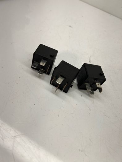 Vw Audi Seat Skoda 645 Relay 4h0951253a 4 Pin A2l6b2s
