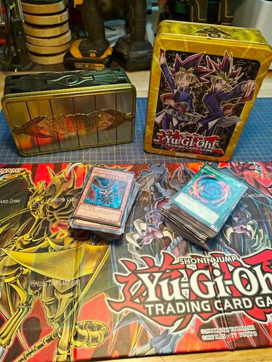 Yu - Gi - Oh! Card Decks, Tins and Mat