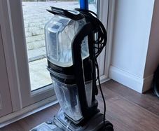 New !!! Bissell Vacuum Cleaner