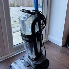 New !!! Bissell Vacuum Cleaner