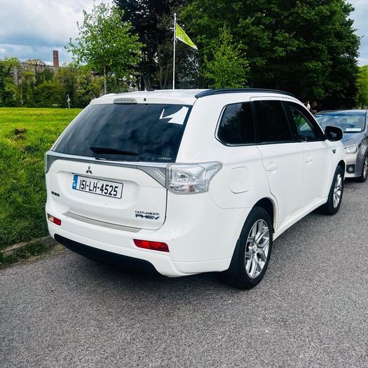 Mitsubishi Outlander 2015