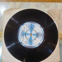 Gladys Knight And The Pips Help Me Make It Through The Night 7 inch 1973 Motown TMG 1095