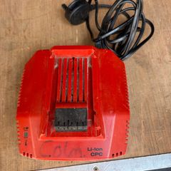 Hilti Charger