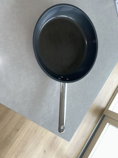 Non-stick Frying Pan