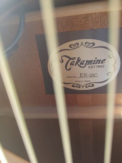 1998 Japanese Takamine EN30 C and original Hard case