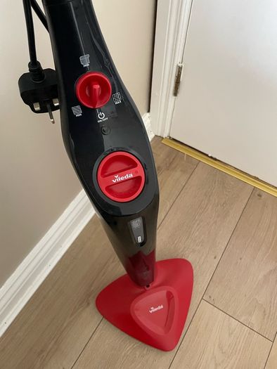 Steam mop electric