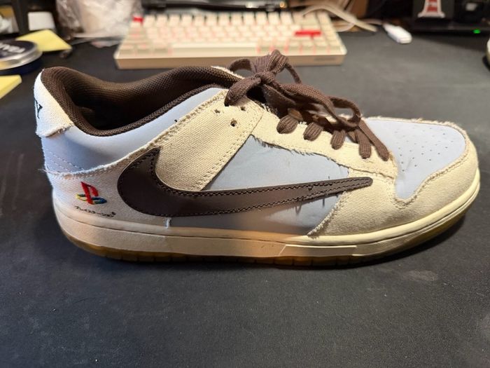 Nike Dunk Low Travis Scott x PlayStation