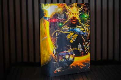 Hot Toys Electro - Spider-Man: No Way Home - MMS644 - 1/6 Scale