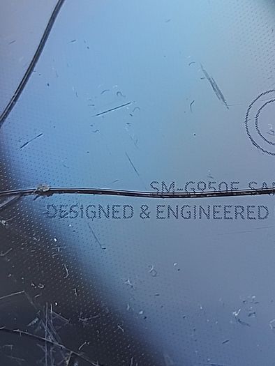 Samsung Galaxy S8 (SM-G950F), for parts or repair, not powering on