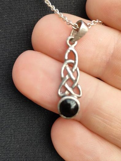 Celtic Knot and Onyx Sterling Silver pendant set
