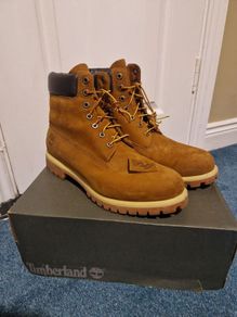 Timberland boots mens UK 11 EU 45.5 in box