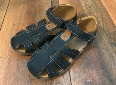 Bluezoo boys navy sandals size 11 junior
