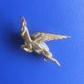 SOUTH AFRICAN AIRWAYS - a vintage Flying Springbok promotional pin badge Image 2