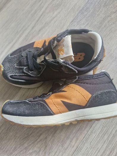 Baby new balance trainers