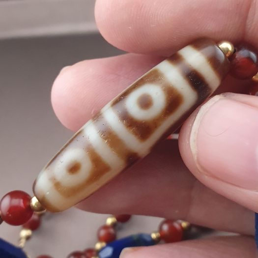 Antique 4 Eyes Himalayan Tibetan Agate With African Carnelian & Lapis Necklace