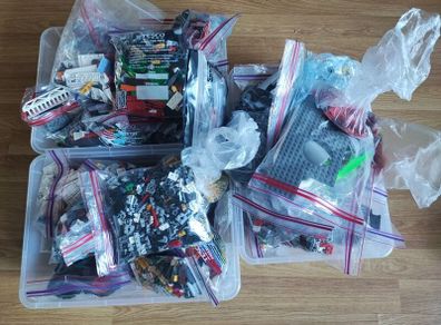10kg organised Lego